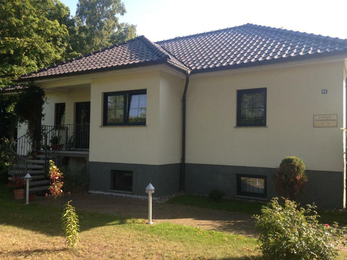 Ferienwohnung "Am Fechtertor- Eingang Zum Schlosspark" Putbus Extérieur photo